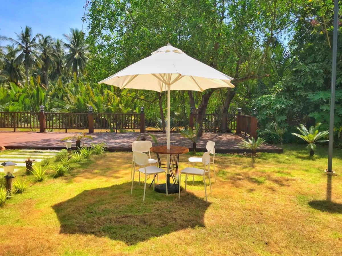 Kampot Tropical Village Екстериор снимка