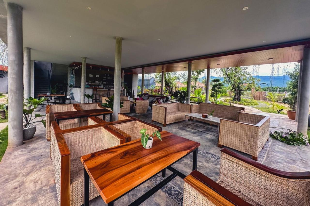 Kampot Tropical Village Екстериор снимка
