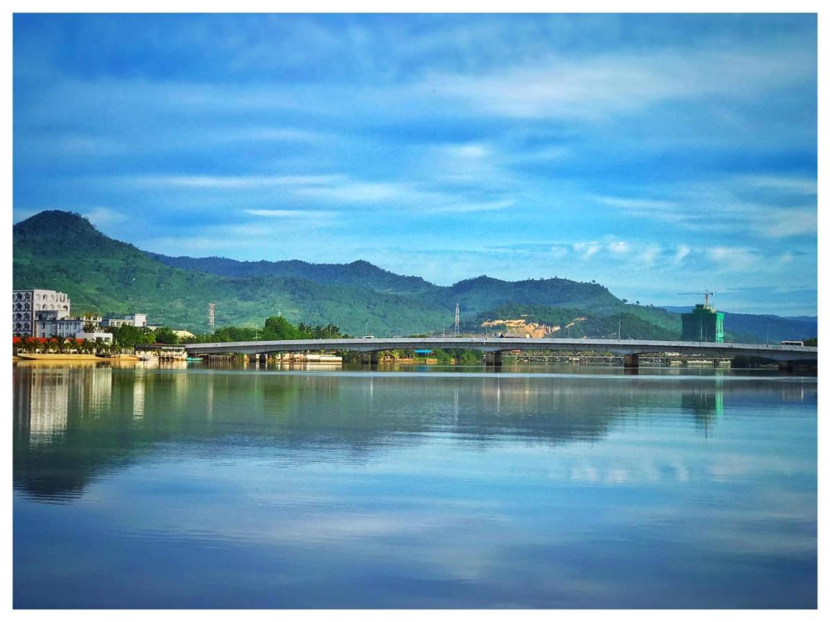 Kampot Tropical Village Екстериор снимка